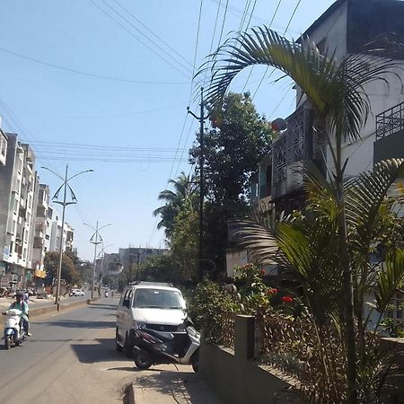Swanky Sojourns Homestay كولهابور المظهر الخارجي الصورة