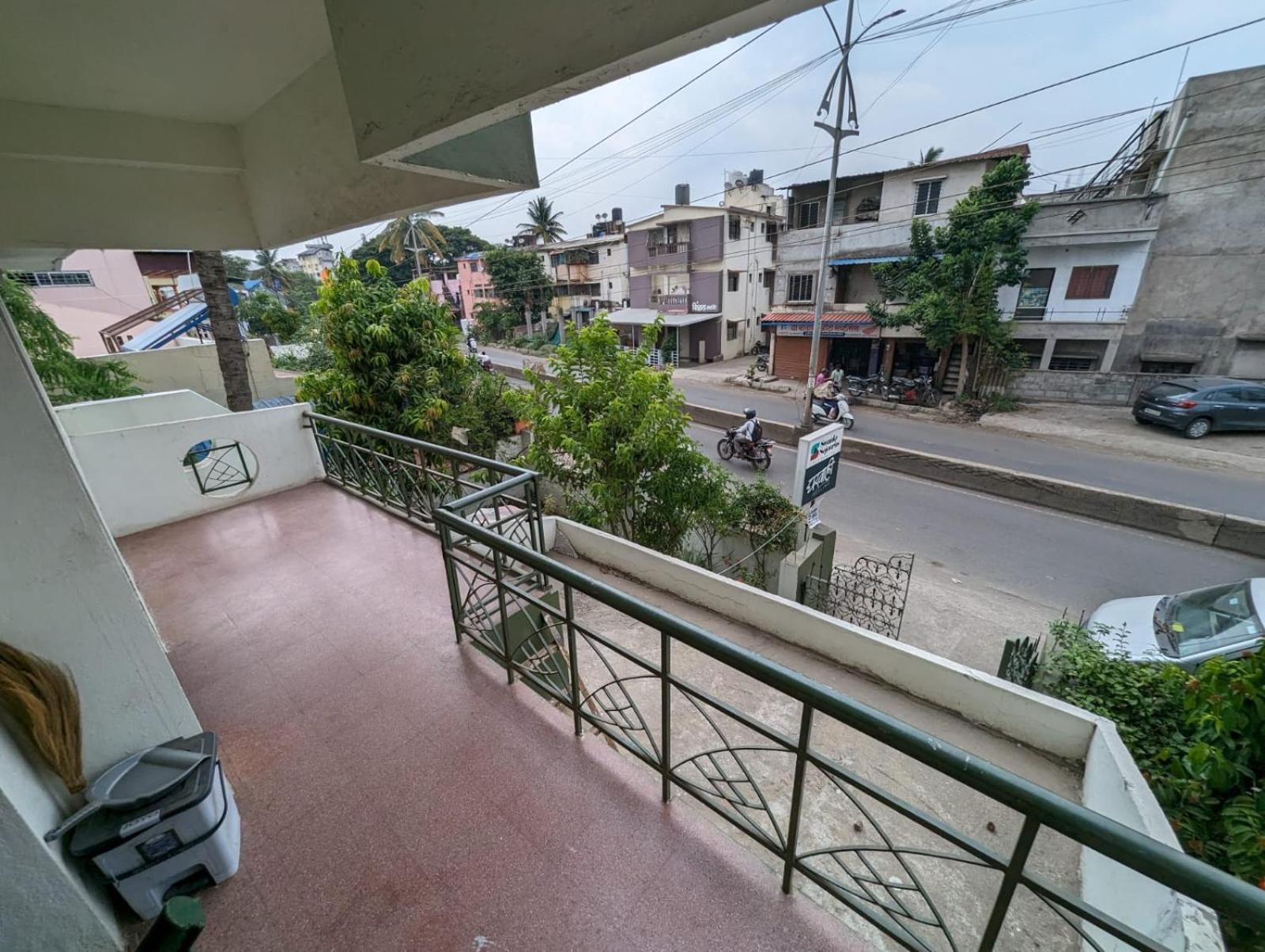 Swanky Sojourns Homestay كولهابور المظهر الخارجي الصورة