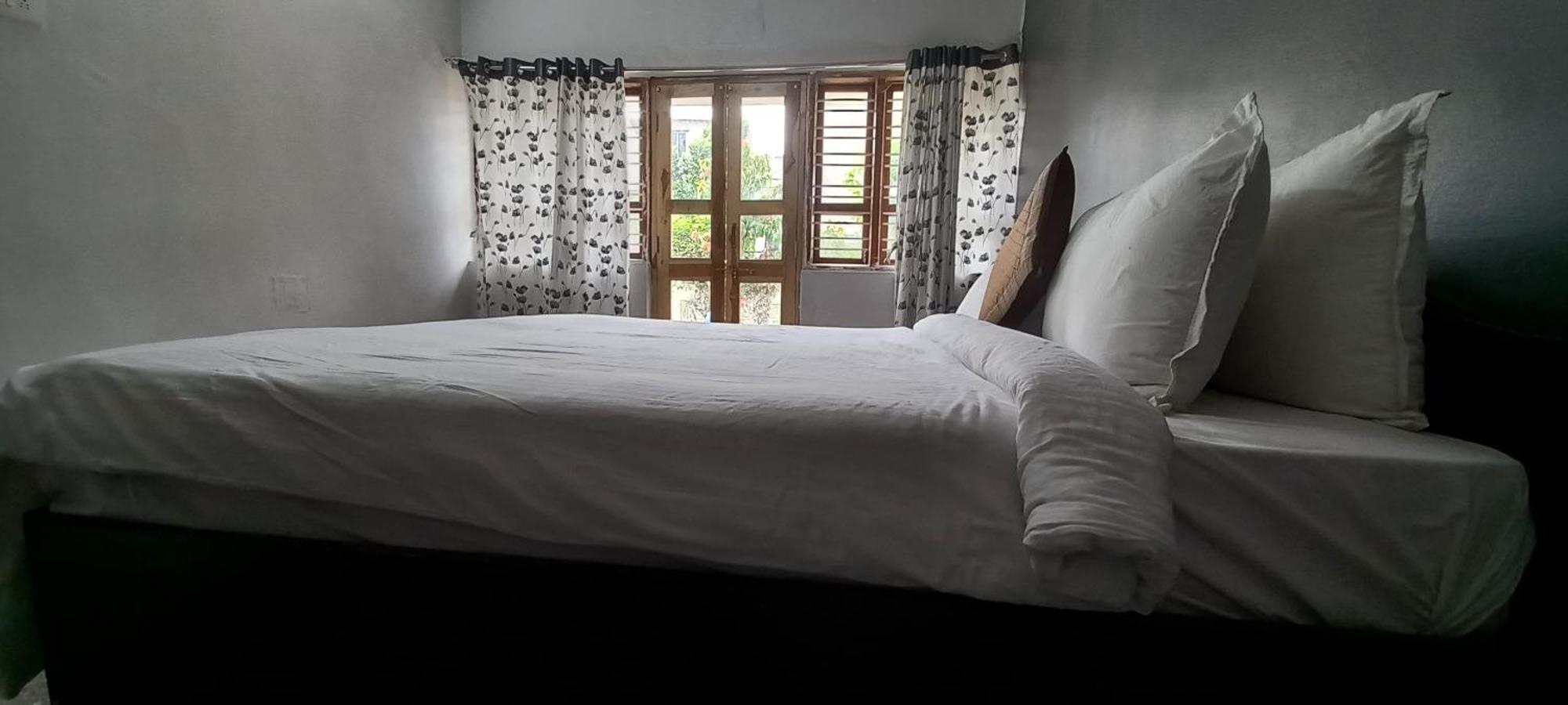 Swanky Sojourns Homestay كولهابور المظهر الخارجي الصورة